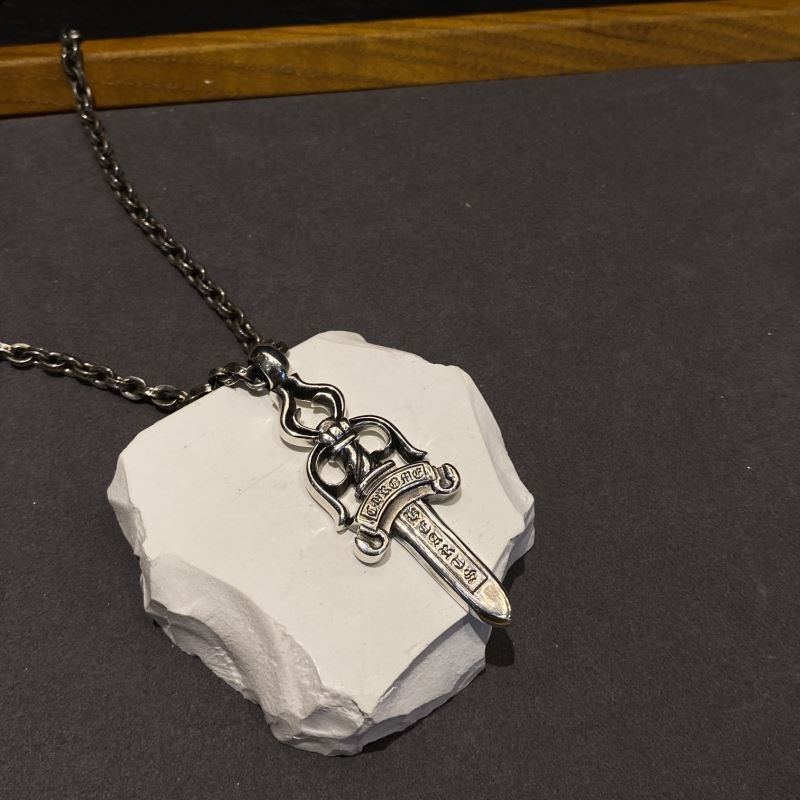 Ch**me He**ts necklaces